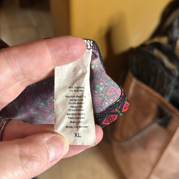 LuLaRoe Azure Geometric Pink Orange Skirt Size XL - Picture 4 of 5